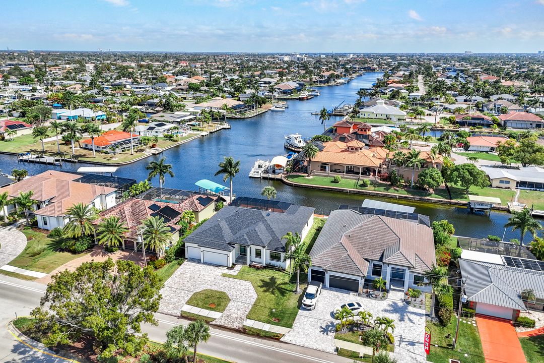 5011 Pelican Blvd, Cape Coral, FL 33914