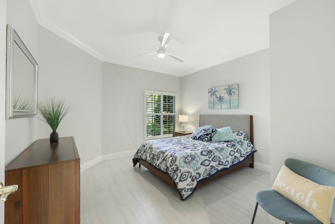 6240 Reserve Cir #802, Naples, FL 34119
