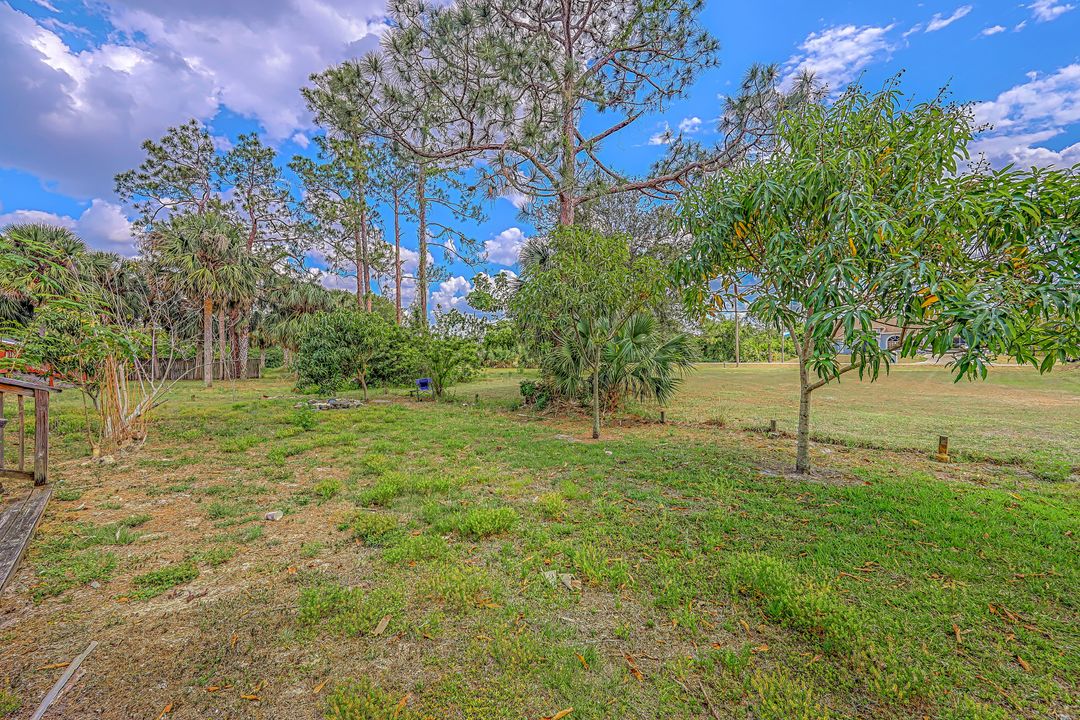 3007 14th St W, Lehigh Acres, FL 33971