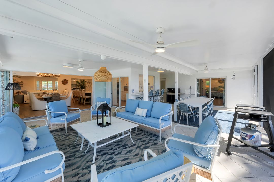 915 Pecten Ct, Sanibel, FL 33957