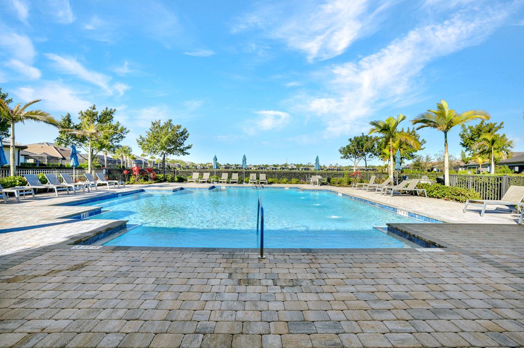 2171 Yellowfin Cir, Naples, FL 34114