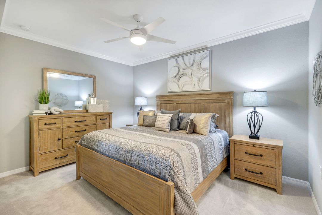 9590 Trevi Ct #5323, Naples, FL 34113