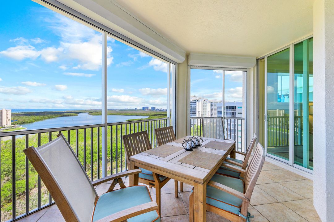 315 Dunes Blvd #PH-6, Naples, FL 34110