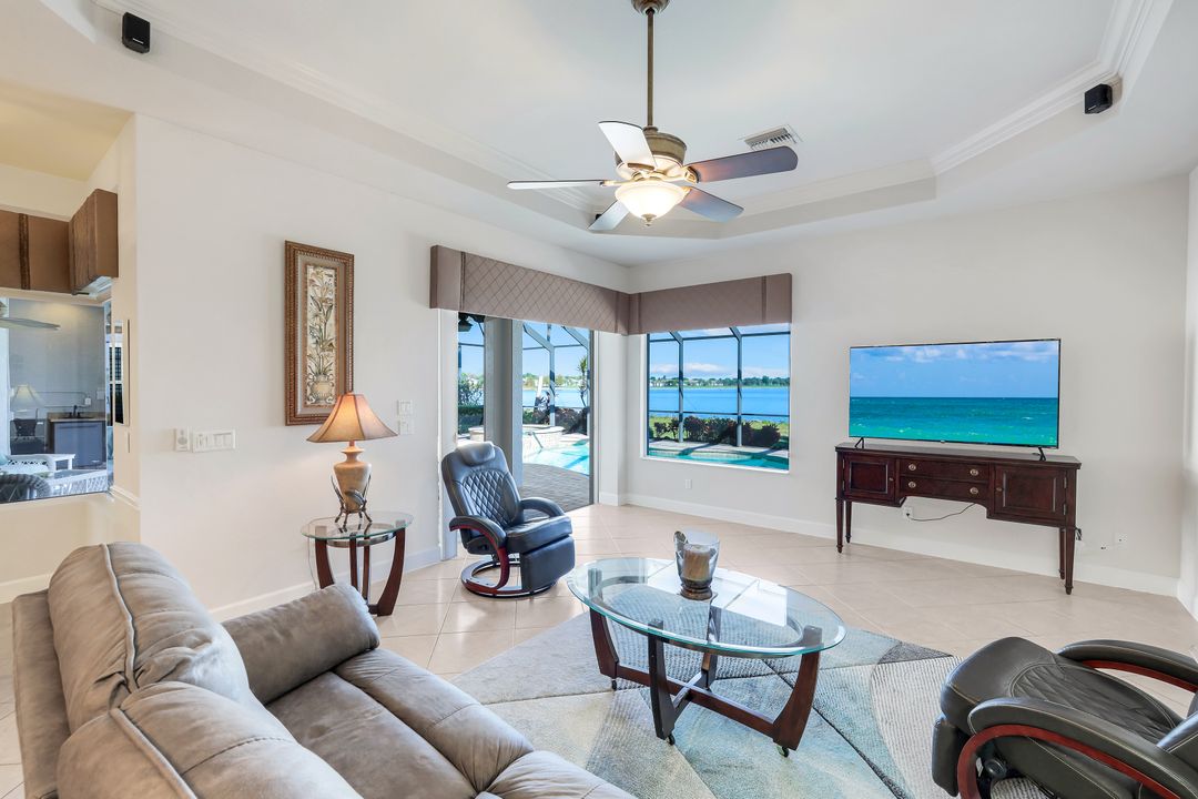 8765 Hideaway Harbor Ct, Naples, FL 34120