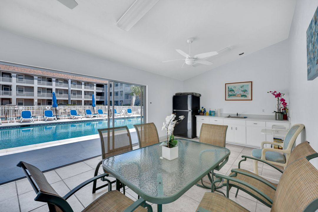 509 Roma Ct #202, Naples, FL 34110