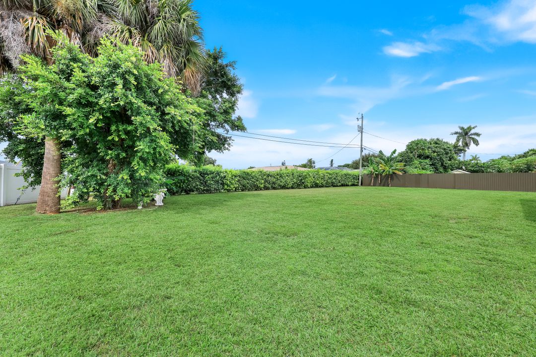 1411 SE 43rd St, Cape Coral, FL 33904