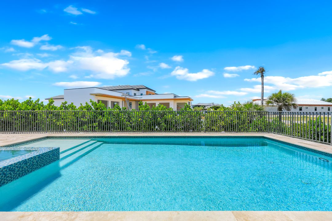 15631 Old Wedgewood Ct, Fort Myers, FL 33908