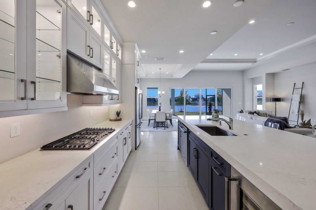 9109 Caicos Wy, Naples, FL 34114