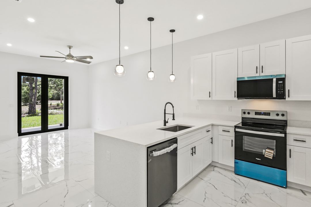 521 Lillon Ave S, Lehigh Acres, FL 33974