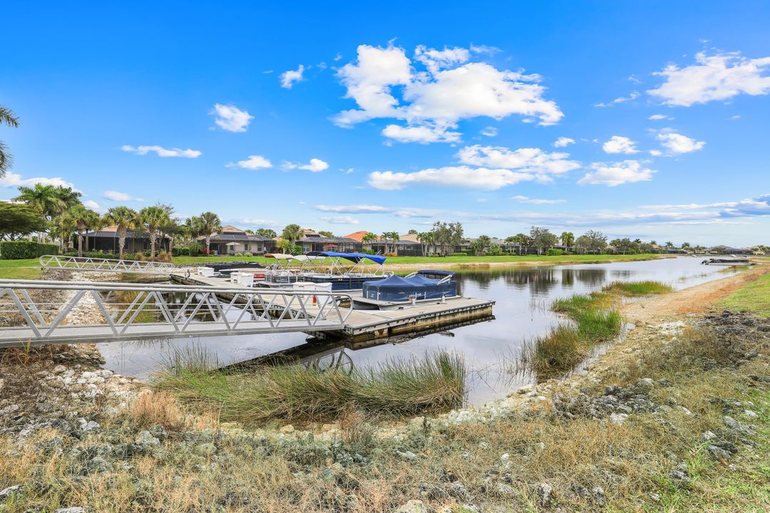 9383 Copper Rock Ct, Naples, FL 34120