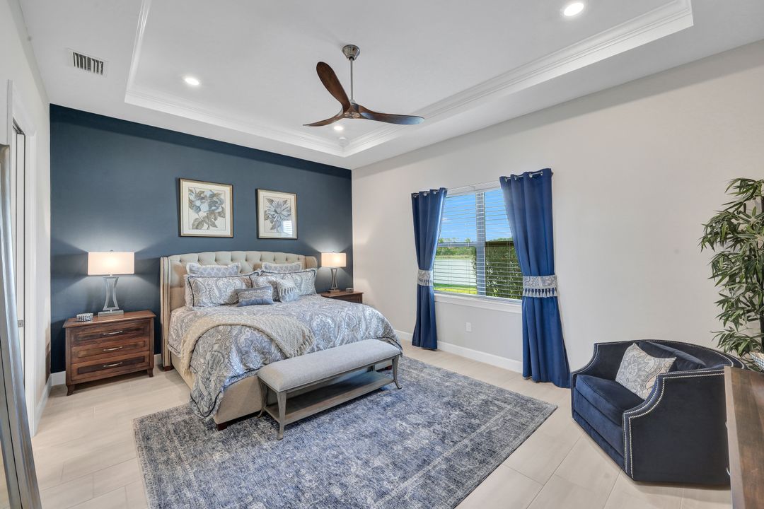 19184 Aqua Shore Dr, Fort Myers, FL 33913