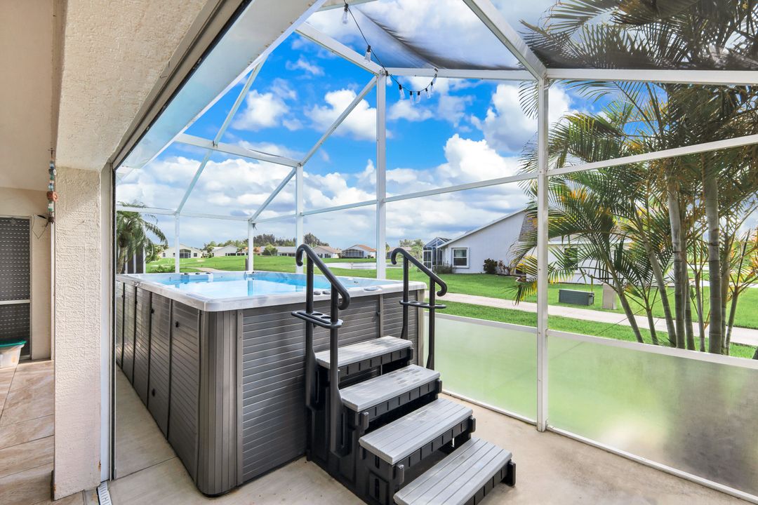 17740 Pineapple Palm Ct, North Fort Myers, FL 33917