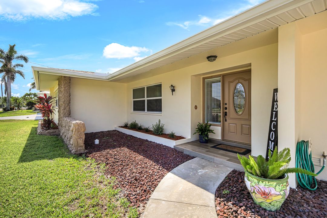240 El Dorado Pkwy W, Cape Coral, FL 33914
