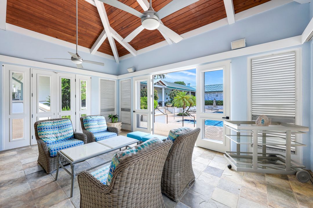 455 Cove Tower Dr #1701, Naples, FL 34110