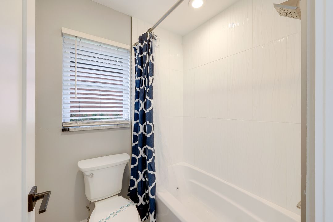 111 SW 57th St, Cape Coral, FL 33914