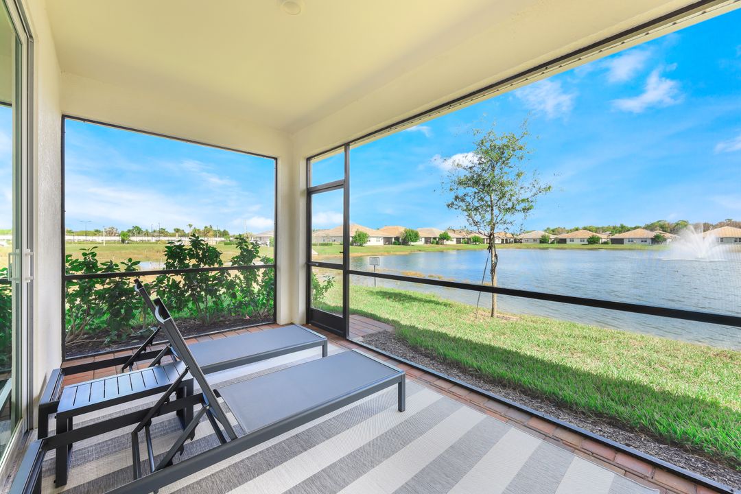 1114 Tranquil Brk Dr, Naples, FL 34114