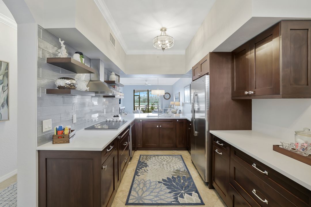 9731 Acqua Ct #505, Naples, FL 34113