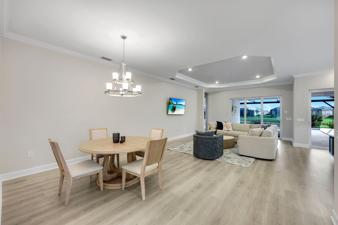 15804 Derna St, Naples, FL 34114