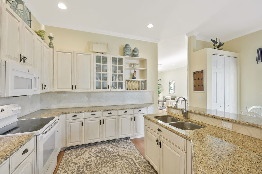 3431 Marbella Ct, Bonita Springs, FL 34134