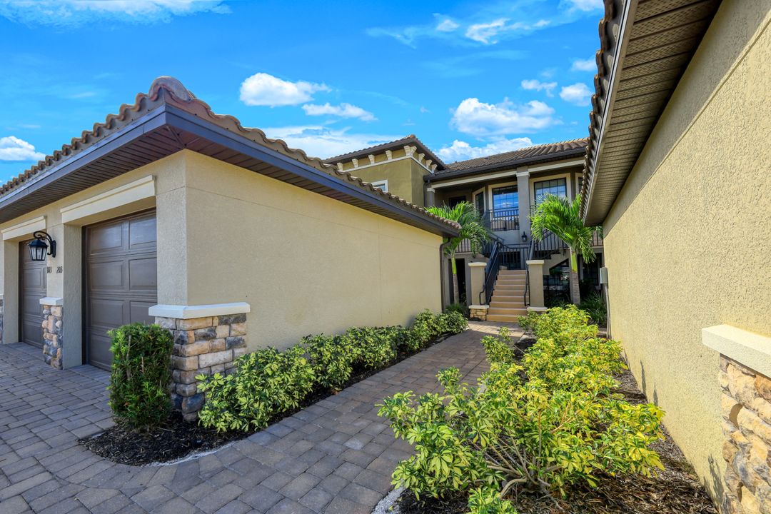 9385 Pocida Ct #203, Naples, FL 34119