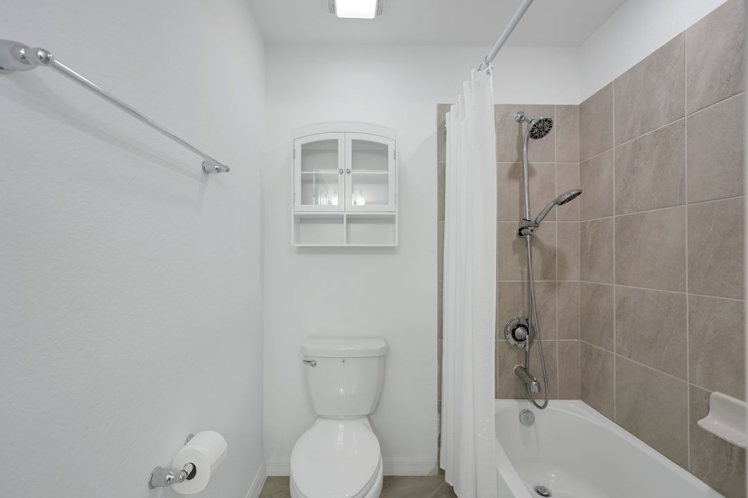 2159 Hamlin St, Naples, FL 34120