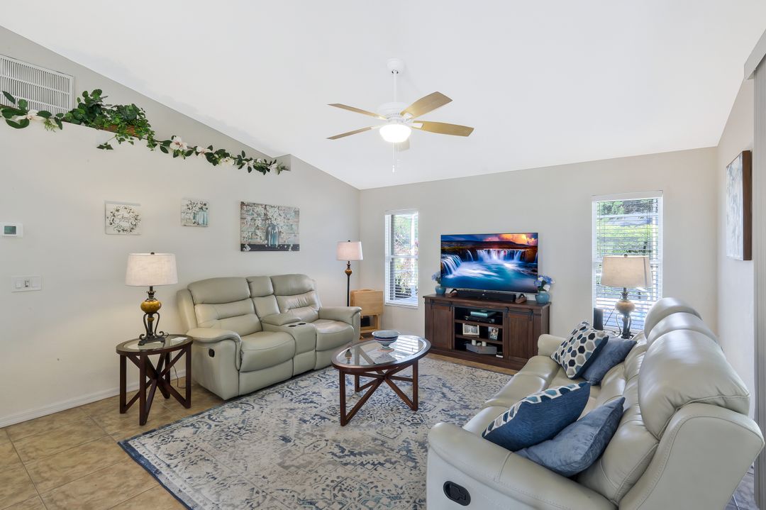 2217 NE 1st Pl, Cape Coral, FL 33909