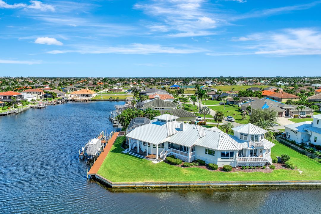 2829 SW 43rd Ln, Cape Coral, FL 33914