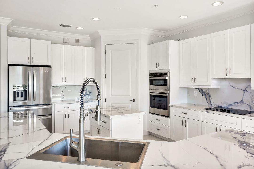 18530 Sandalwood Pointe, Fort Myers, FL 33908