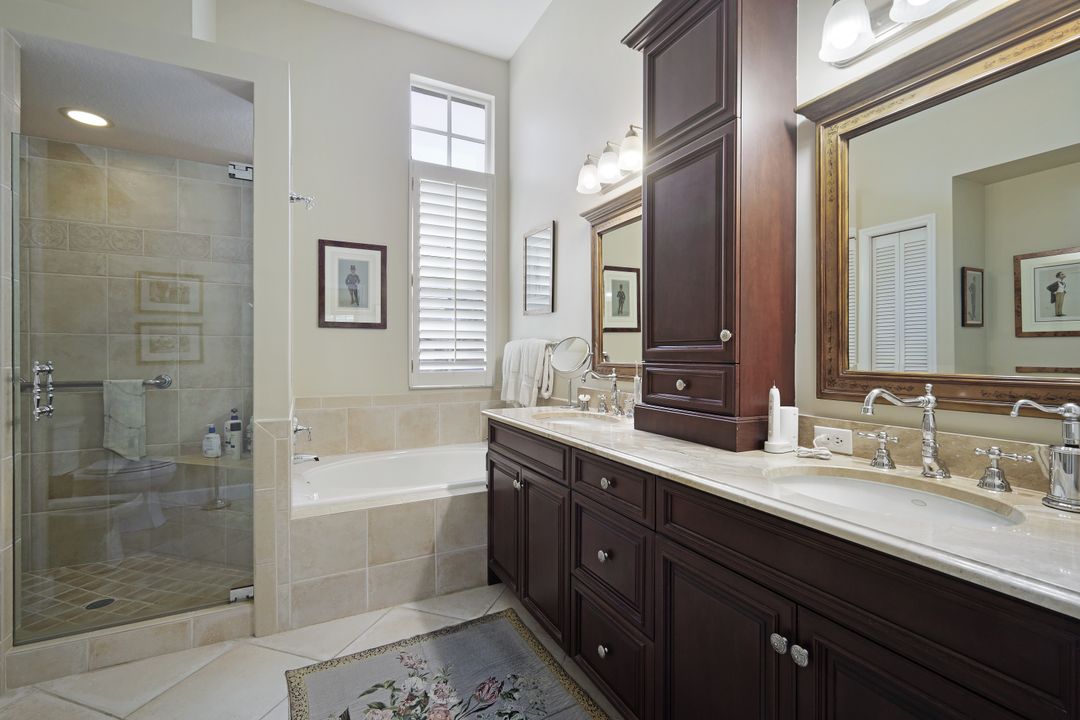 4051 Bayhead Dr #202, Bonita Springs, FL 34134