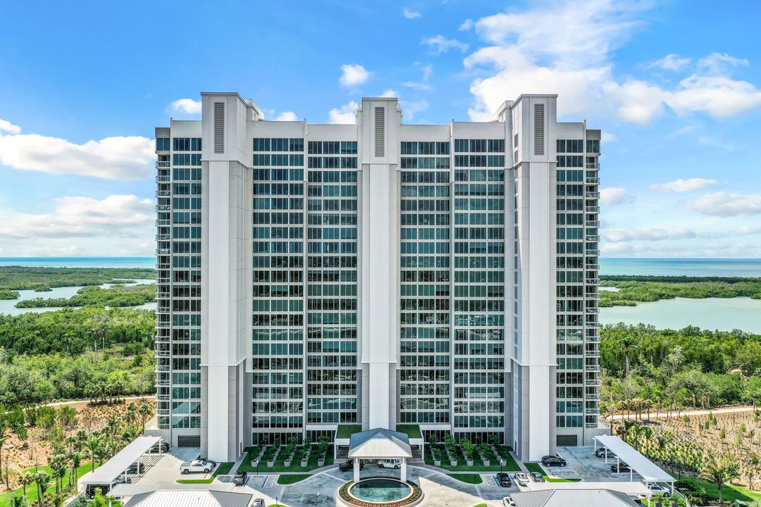 13925 Old Coast Rd #502, Naples, FL 34110