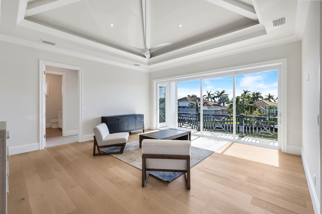 713 Nautilus Ct, Marco Island, FL 34145