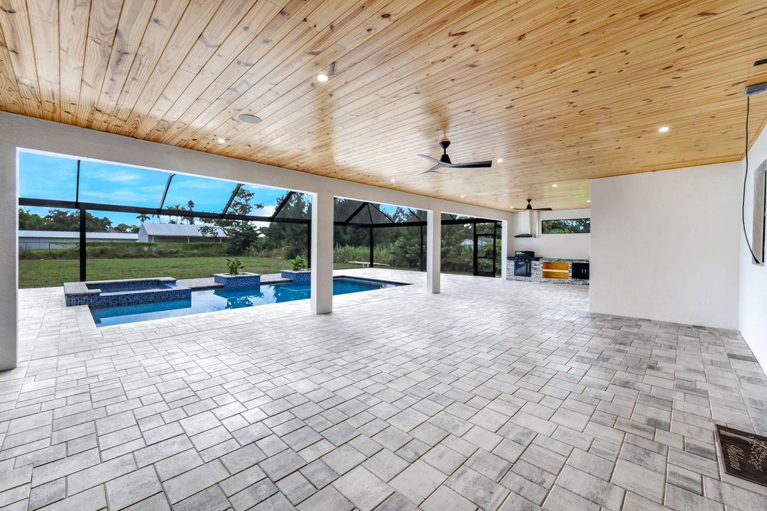 2230 Moreno Ave, Fort Myers, FL 33901