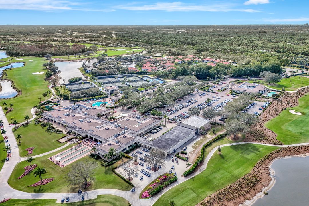 6200 Reserve Cir #404, Naples, FL 34119