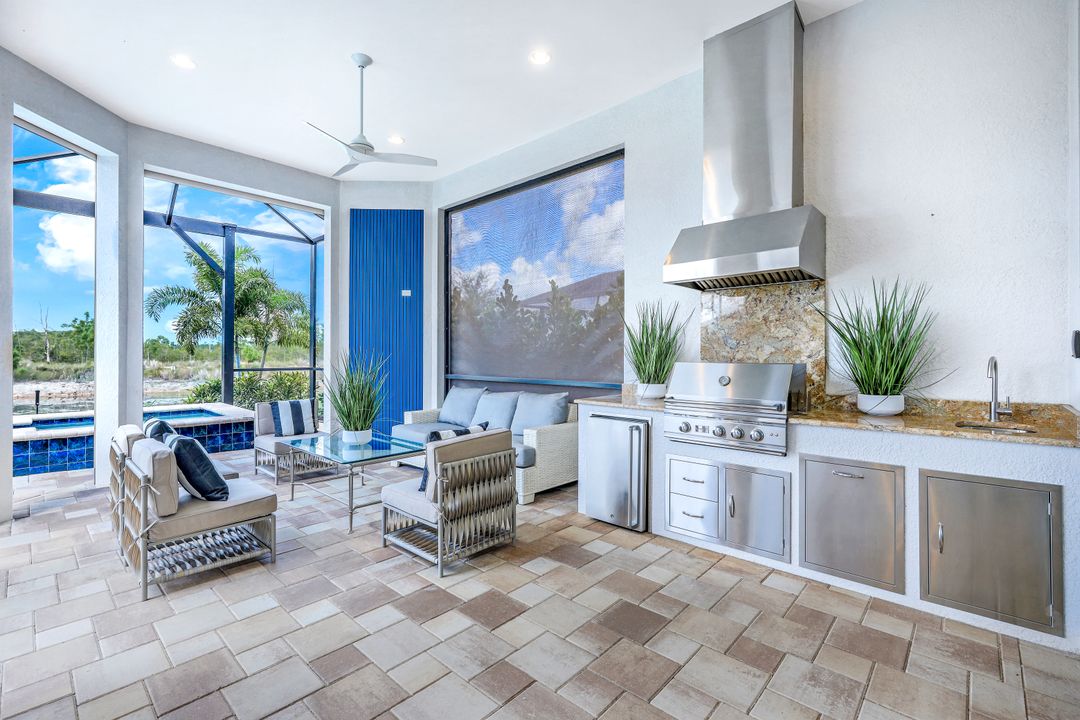 9463 Montelanico Loop, Naples, FL 34119