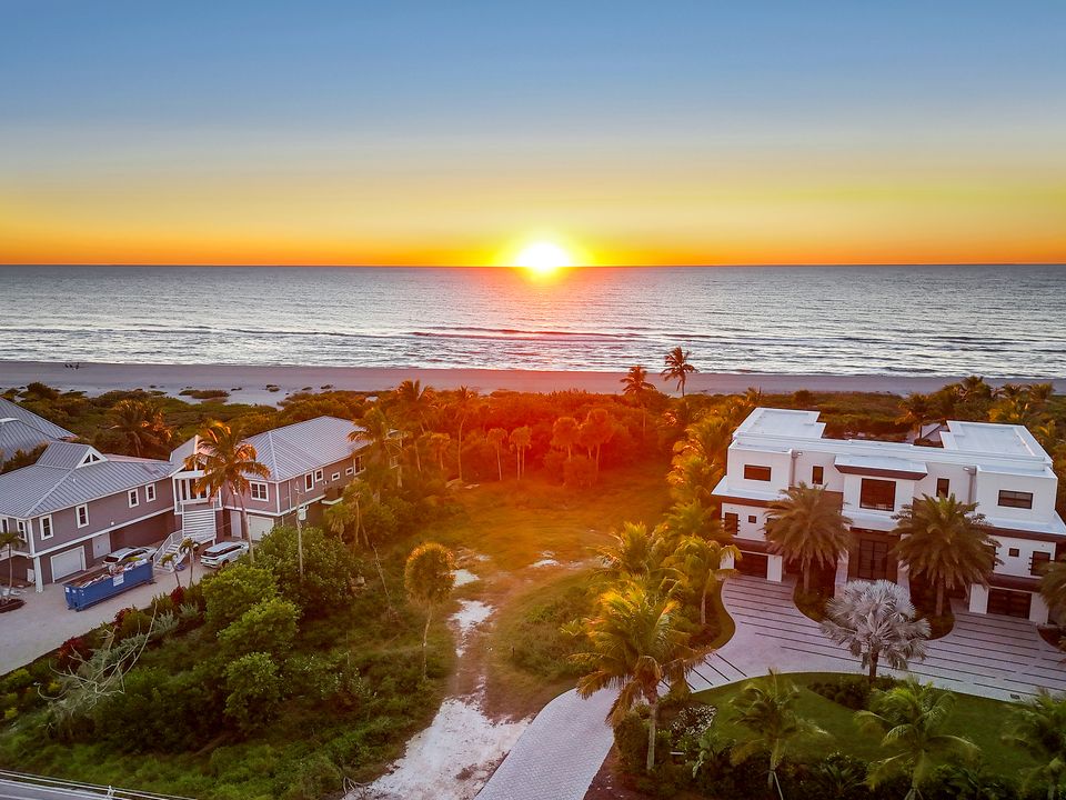 16970 Captiva Dr, Captiva, FL 33924