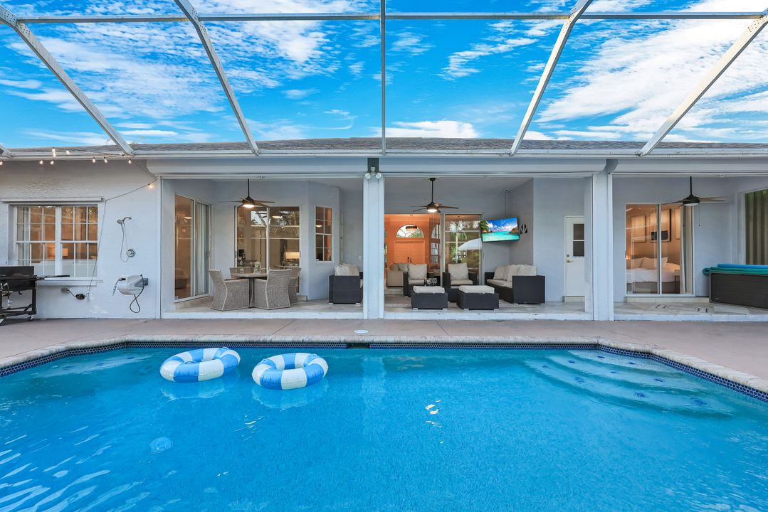 778 95th Ave N, Naples, FL 34108