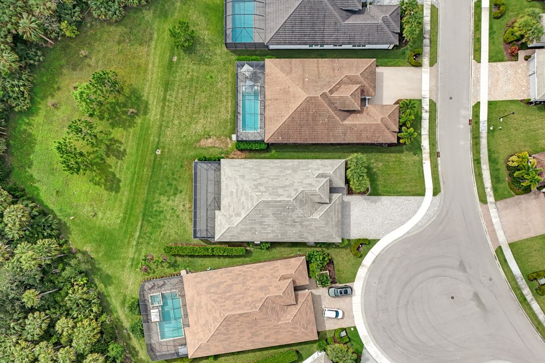 11698 Jasper Ct, Naples, FL 34120