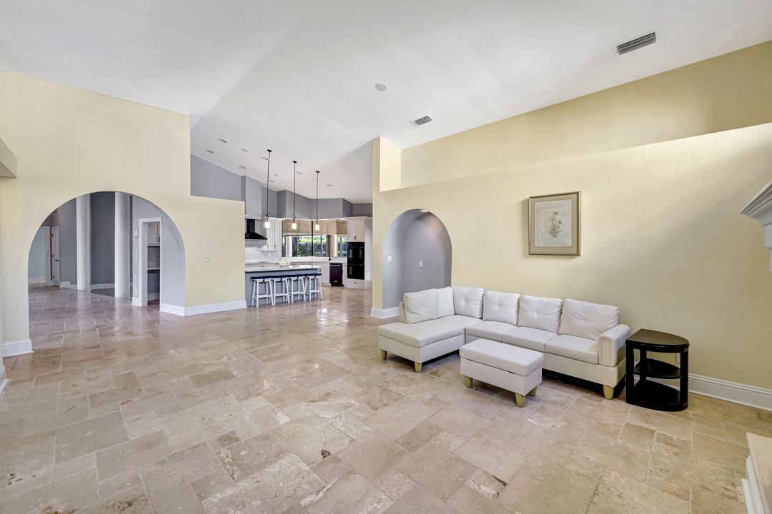 16937 Timberlakes Dr, Fort Myers, FL 33908