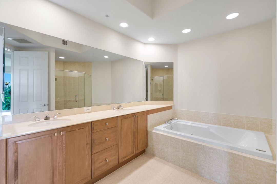 2748 Tiburon Blvd E #C502, Naples, FL 34109