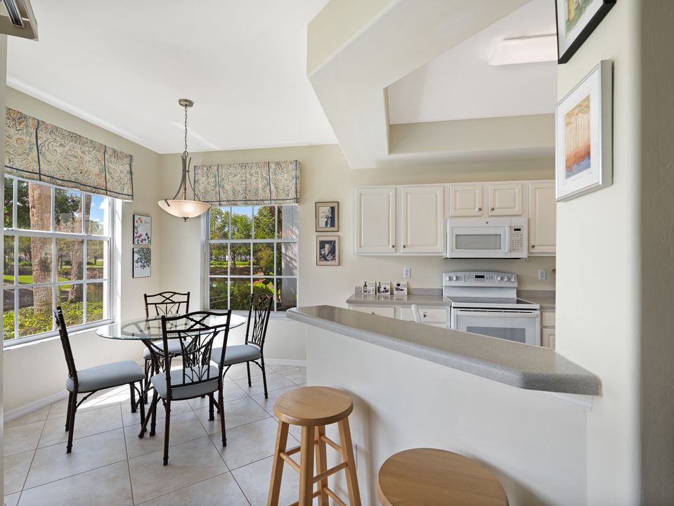 2120 Arielle Dr #202, Naples, FL 34109