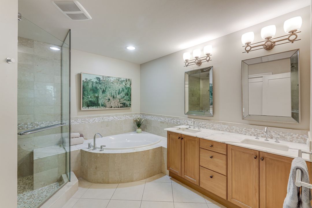 9123 Strada Pl #7201, Naples, FL 34108