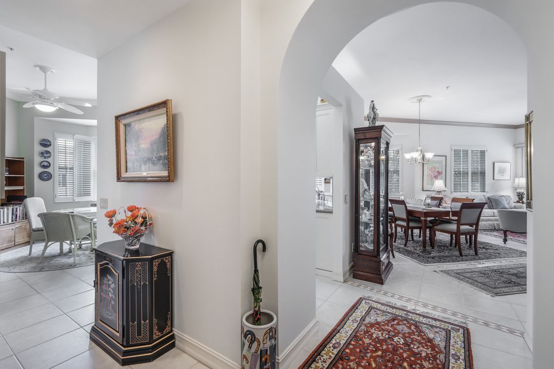 755 Bentwater Cir #201, Naples, FL 34108