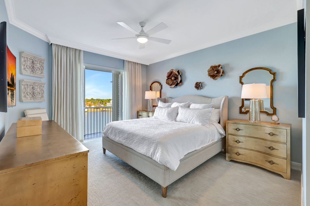 410 Flagship Dr #501, Naples, FL 34108