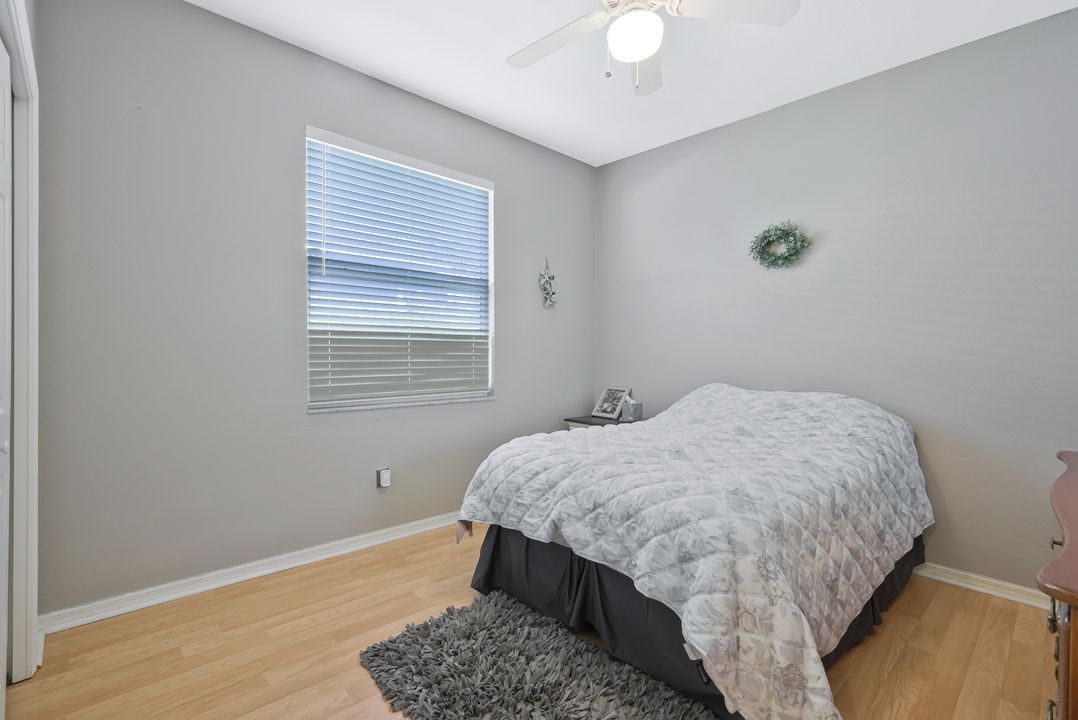 3830 SW 15th Pl, Cape Coral, FL 33914