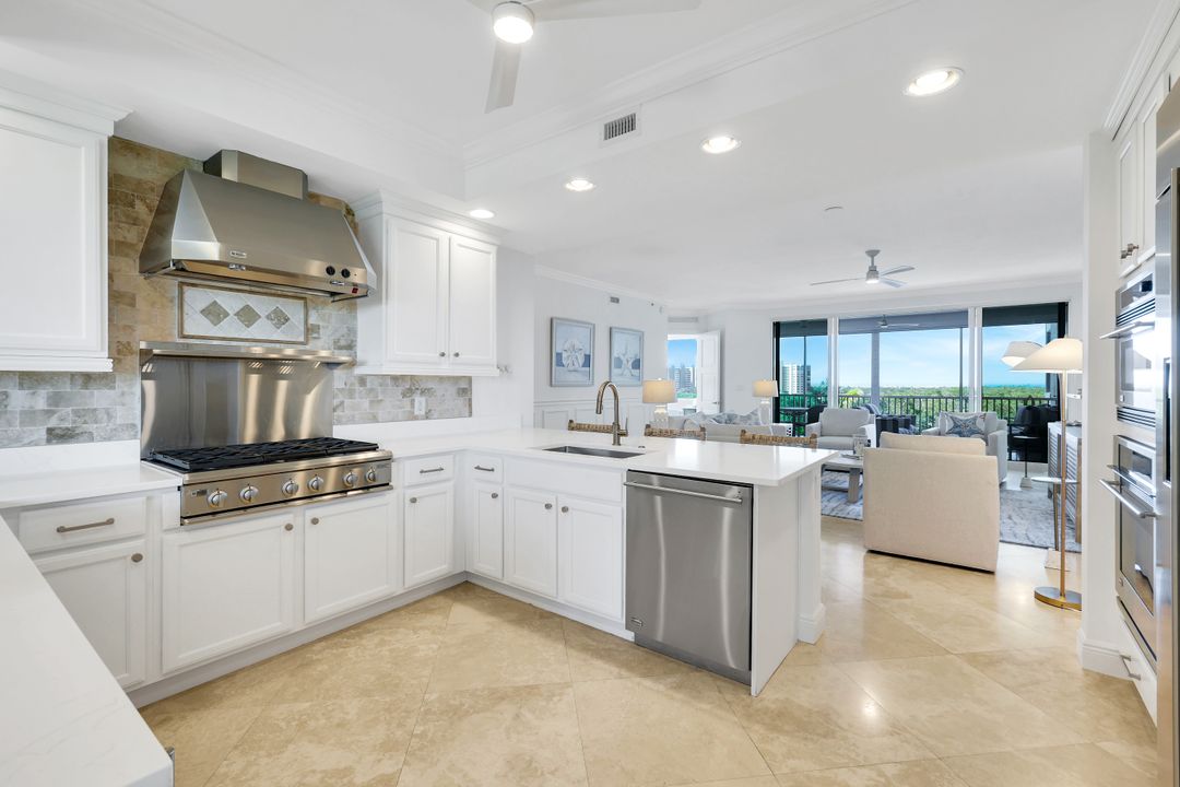 265 Indies Way #502, Naples, FL 34110