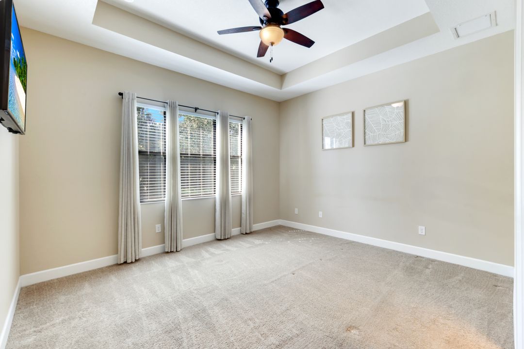 9149 Isla Bella Cir, Bonita Springs, FL 34135