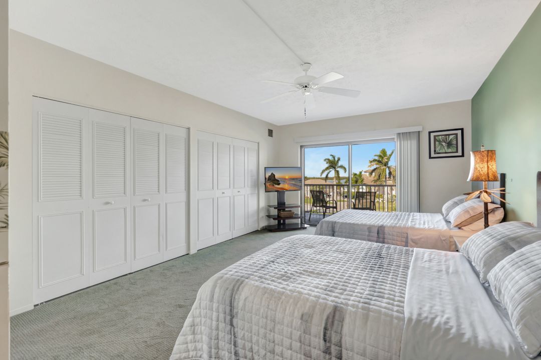 60 W Pelican St #401, Naples, FL 34113