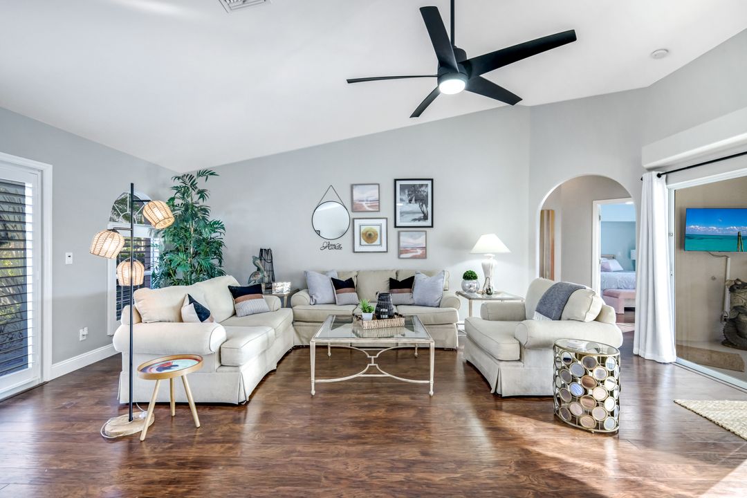 4934 SW 2nd Pl, Cape Coral, FL 33914