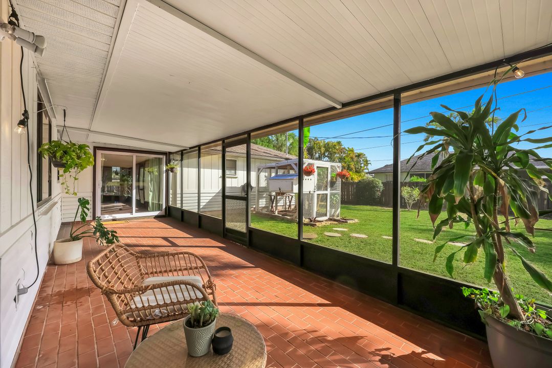 27983 Temple Terrace Dr, Bonita Springs, FL 34135