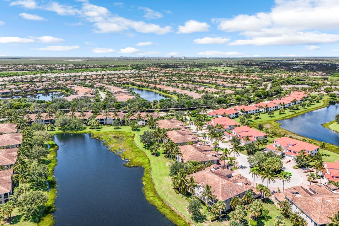 3164 Serena Ln #101, Naples, FL 34114